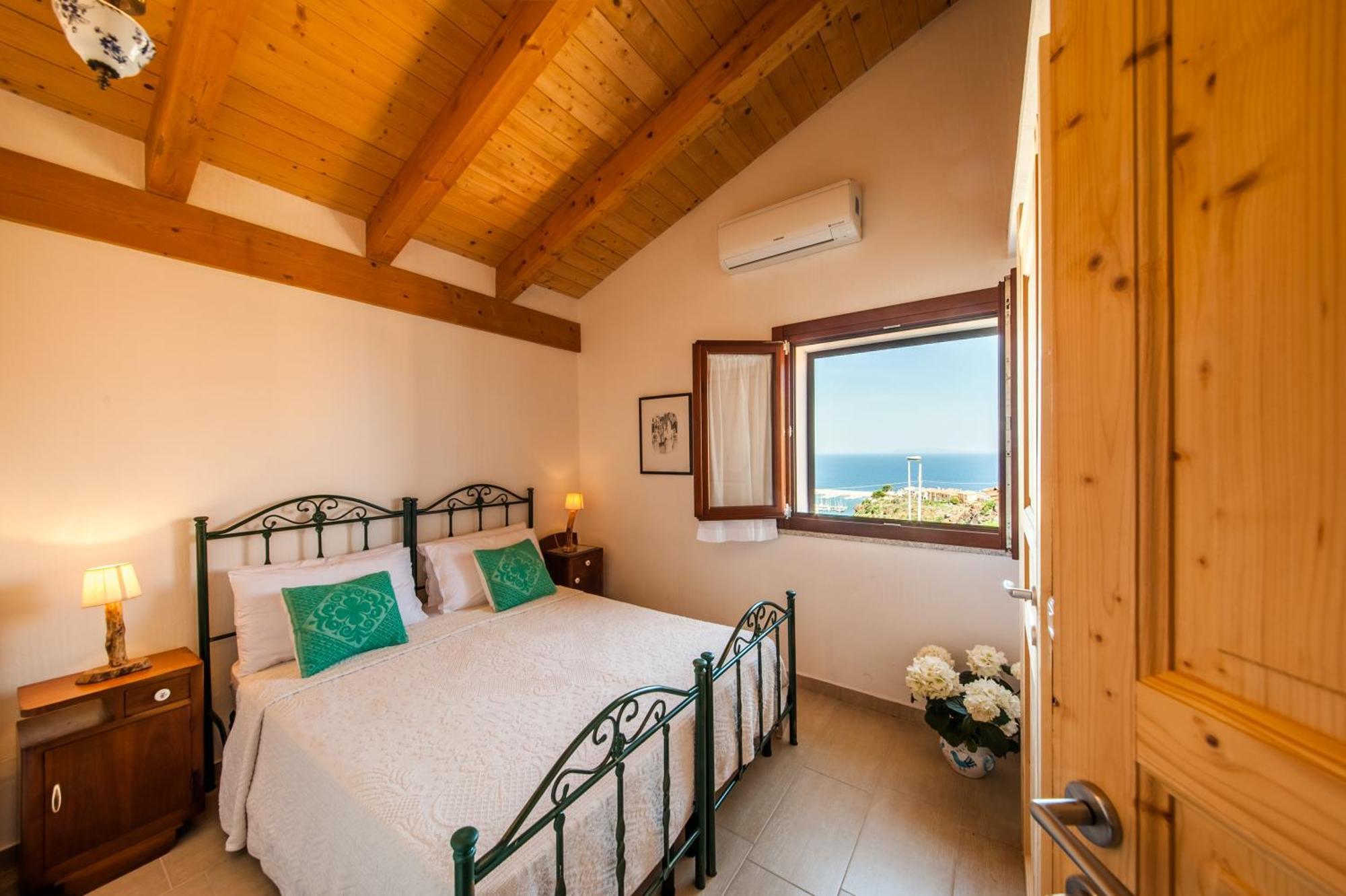 Bed and Breakfast La Casa Di Mannazzotta 2 Кастельсардо Экстерьер фото